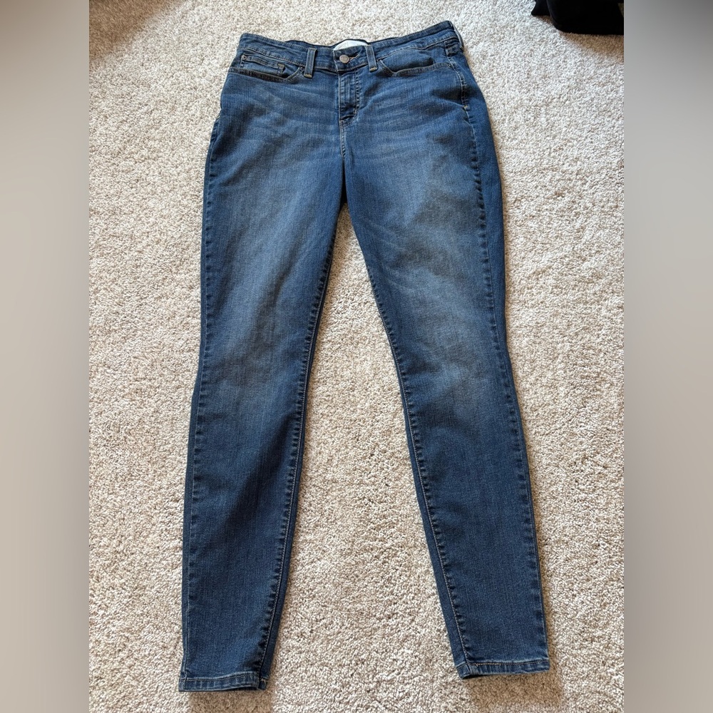 Signature by Levi Strauss Women’s Skinny Jeans